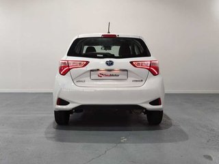 Toyota Yaris 1.5 100H Active 74 kW (100 CV)