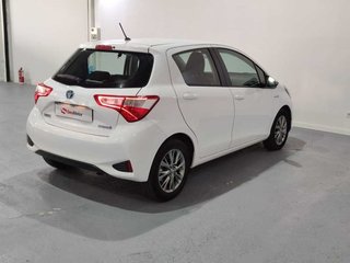 Toyota Yaris 1.5 100H Active 74 kW (100 CV)