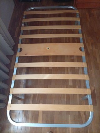Somier de láminas madera y metal de 90