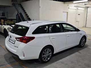 Toyota Auris Hybrid Active Touring Sports