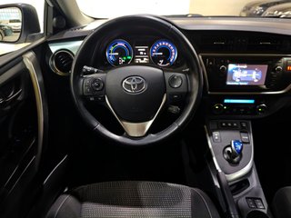 Toyota Auris Hybrid Active Touring Sports
