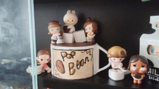 Expositor figuras Pop bean de pop mart por encargo