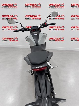Honda CB 125R