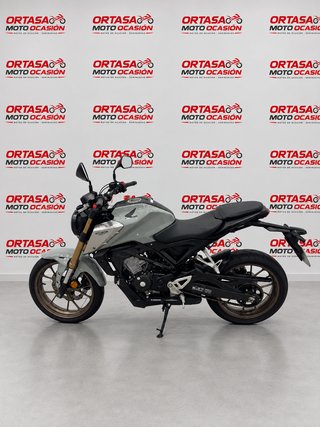 Honda CB 125R