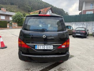 SsangYong Rodius 2009