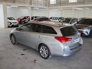 Toyota Auris Hybrid Advance Touring Sports