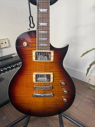 Guitarra Harley Benton Les Paul Custom III