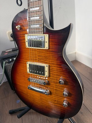 Guitarra Harley Benton Les Paul Custom III