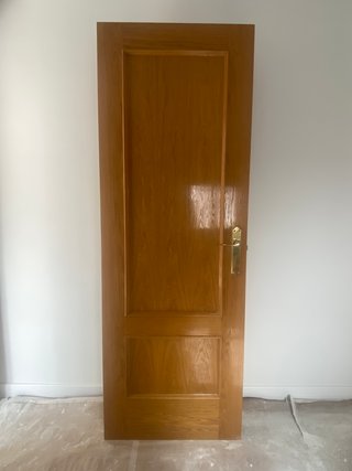 Puerta Roble Maciza con Cristal
