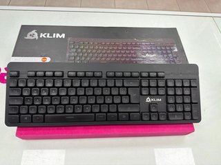 Teclado Alfanumérico  Klim Light V2