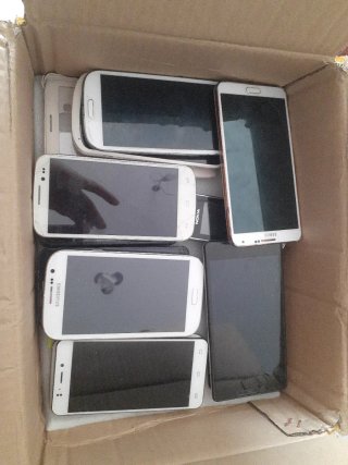 Lote 43 teléfonos Móviles Samsung, LG,nokia,iPhone