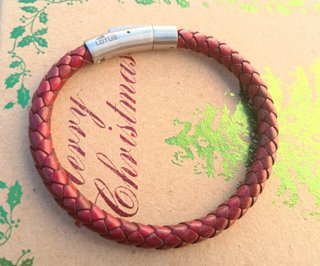 Pulsera Lotus Trenzada Roja cuero