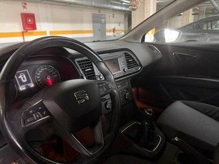 SEAT León 1.6 TDI 105 CV Reference · 5 puertas ·