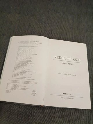 Libro Reines I Peons (Novela)