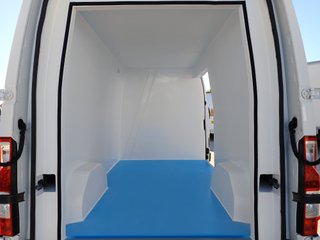 Renault Master 2.3 3500kg l2h2 furgon isotermo 150