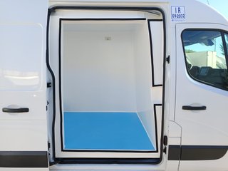 Renault Master 2.3 3500kg l2h2 furgon isotermo 150