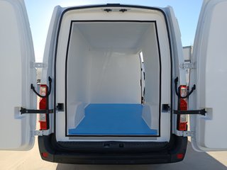 Renault Master 2.3 3500kg l2h2 furgon isotermo 150