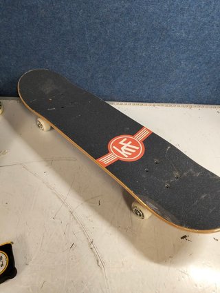 Skateboard Adulto KRF The New Urban Concept