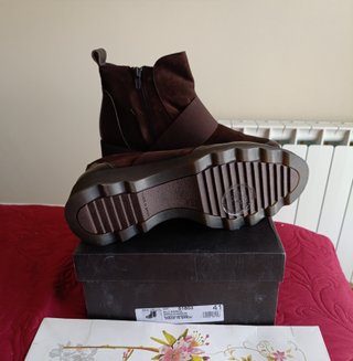 Botines cuña Lince piel marrón talla 41 de 119.75€