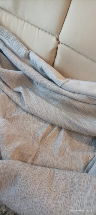 Sofá de 2 plazas tela beige y verde