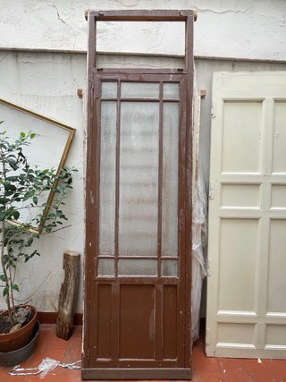 2 Puertas antiguas pino gallego pintadas.