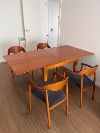 Mueble Comedor, mueble tv, mesa y sillas