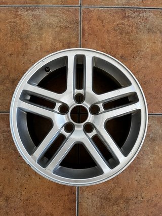 Llanta para Ford C-Max