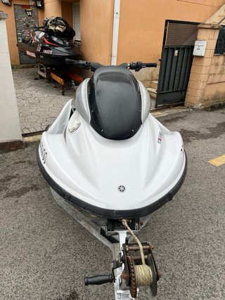 Yamaha GP 1200R