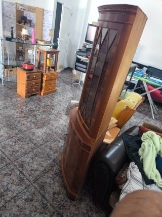 Mueble Esquinero de Madera