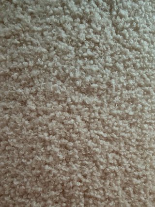 Puf de buclé con almacenaje beige