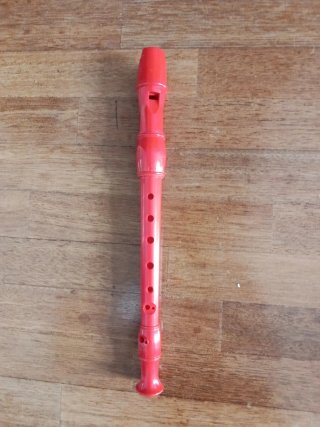 Flauta escolar roja