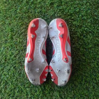 Adidas Predator - Talla 43 - Botas de Fútbol Rojas