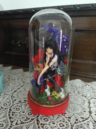 Lámpara decorativa con figura de anime