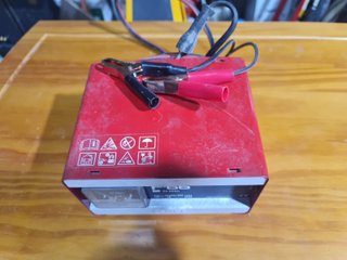 Cargador Baterías FERVE F-66 Automático
