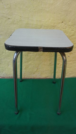 Banqueta vintage metal gris y madera
