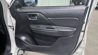 Mitsubishi L 200 2022 DIESEL 150 Cv