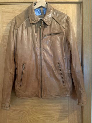 Cazadora de Piel Marrón talla M ajustada