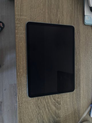 iPad Air 5 (nuevo 2026) con garantia + teclado