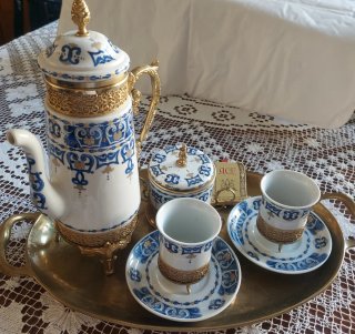 Set caffè/tè porcellana e oro decoro St. Michel
