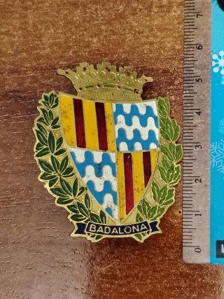 Chapa antigua de Badalona para Moto Vespa