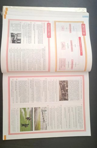 Libro 1⁰ Bachillerato. Economía Revuela