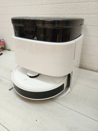 Robot Aspirador Lafort con Base