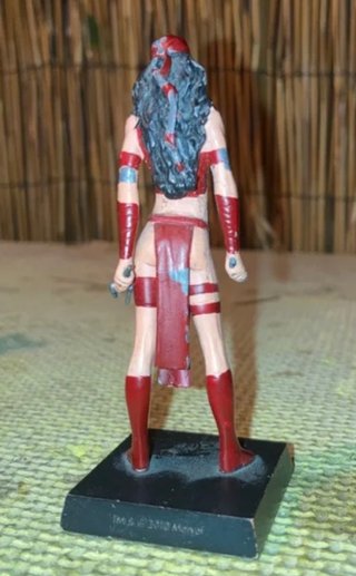 Figuras Marvel Cíclope y Elektra