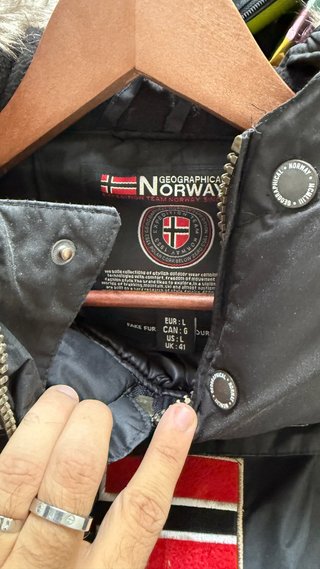 Abrigo Geographical Norway Negro
