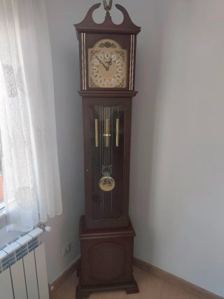 Reloj de pie clásico negociable