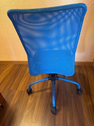 Silla juvenil estudio azul con ruedas
