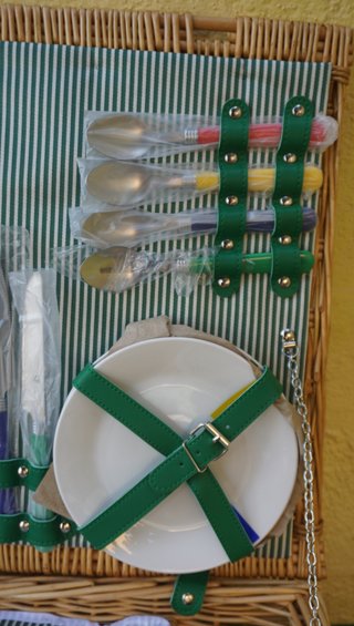 Cesta Picnic Benetton Mimbre 55x43x20cm nueva leer