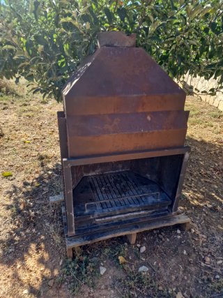 Chimenea metálica exterior