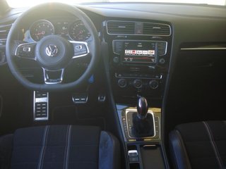 Volkswagen Golf 3p GTI Performance 2.0 TSI 180 kW