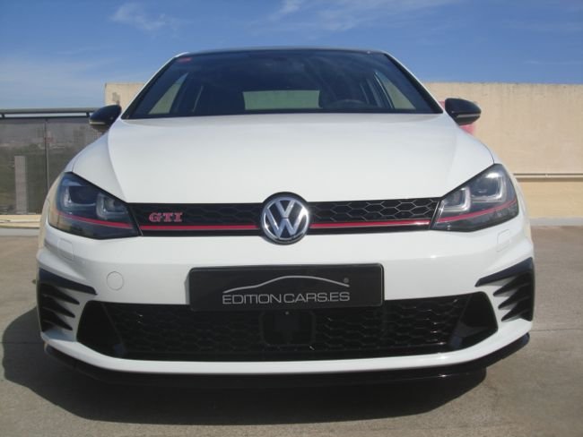 Volkswagen Golf 2017, foto 2